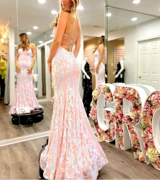 Lindos vestidos de fiesta de satén con escote redondo de sirena y encaje de lentejuelas